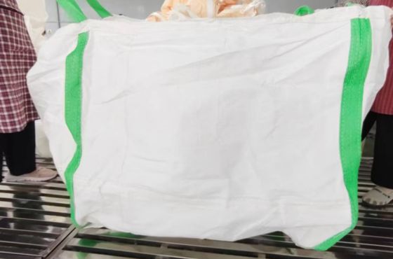 Big Bag Bianco UN con Stampa Logo Personalizzata per Trasporto e Stoccaggio Sicuri